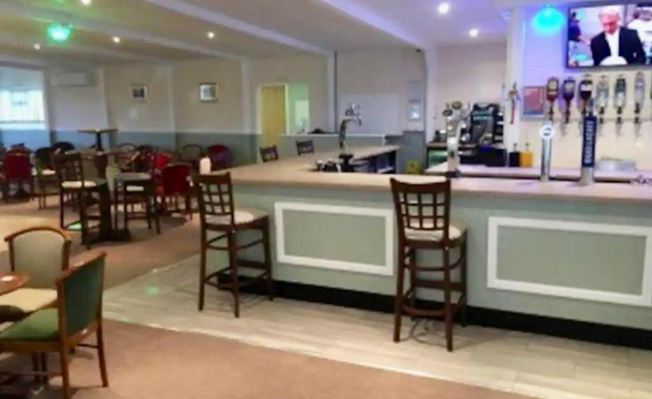 50 Toledo, Selsey Country Clubヴィラ エクステリア 写真